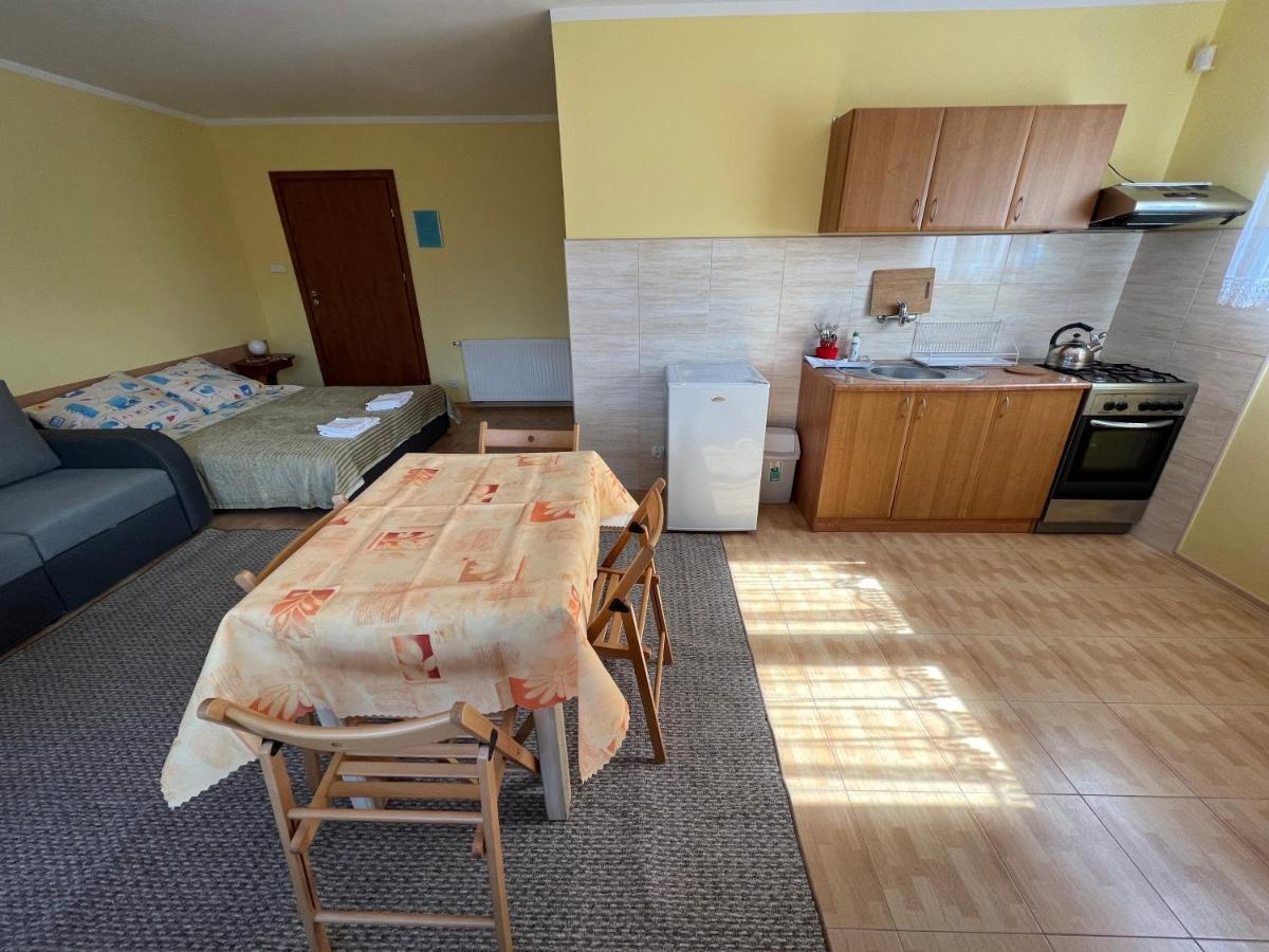 Pokoje Goscinne "U Oli" Władysławowo Exterior foto