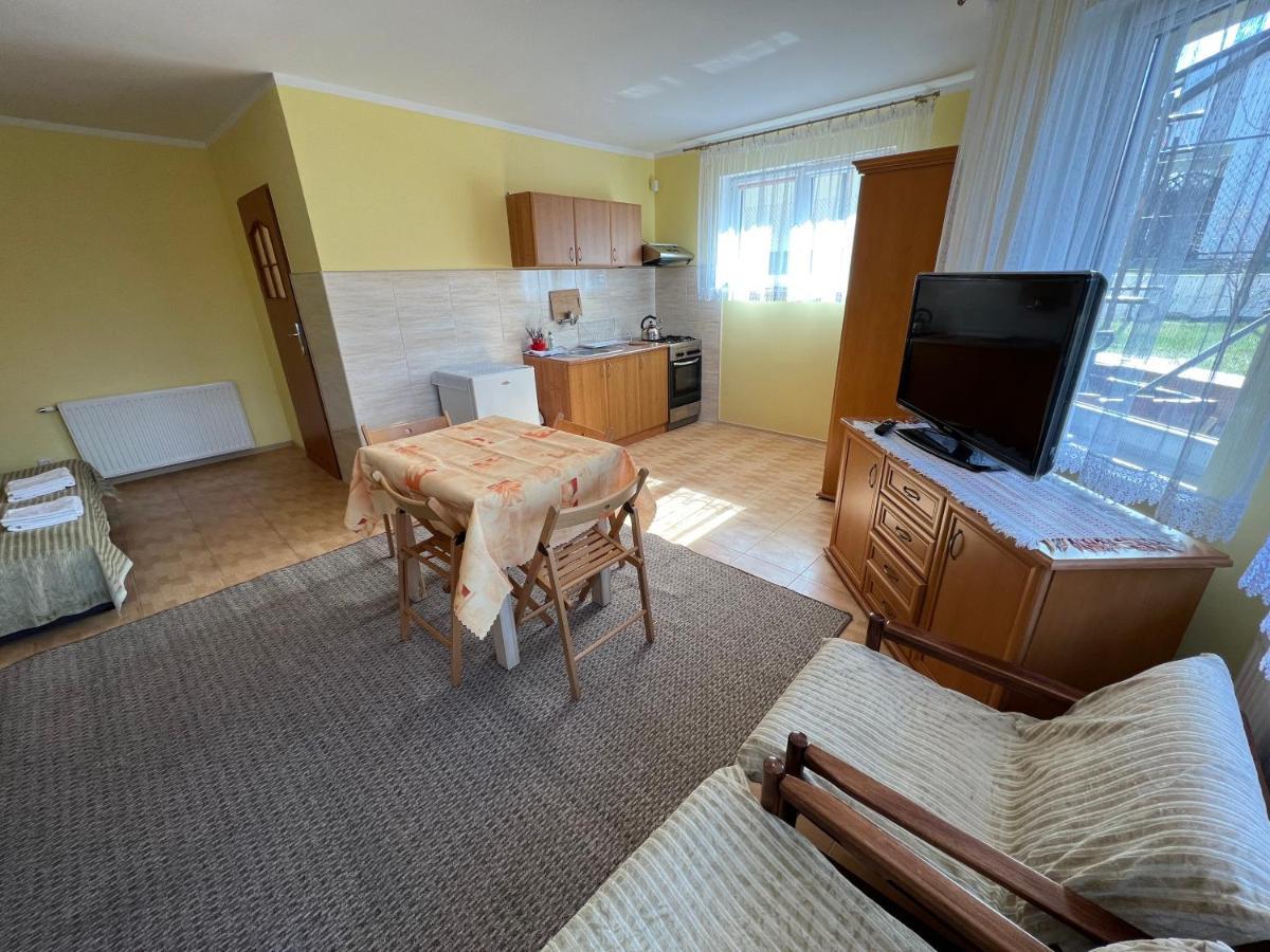 Pokoje Goscinne "U Oli" Władysławowo Exterior foto